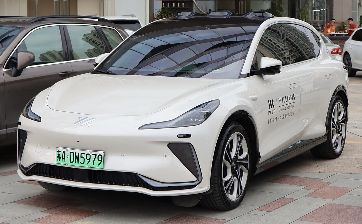     Электрмобиль IM LS7   
(сс) User3204