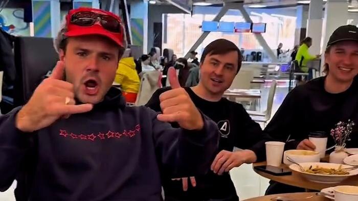 Обложка © Instagram (признан экстремистской организацией и запрещён на территории Российской Федерации) / snowave_kamchatka