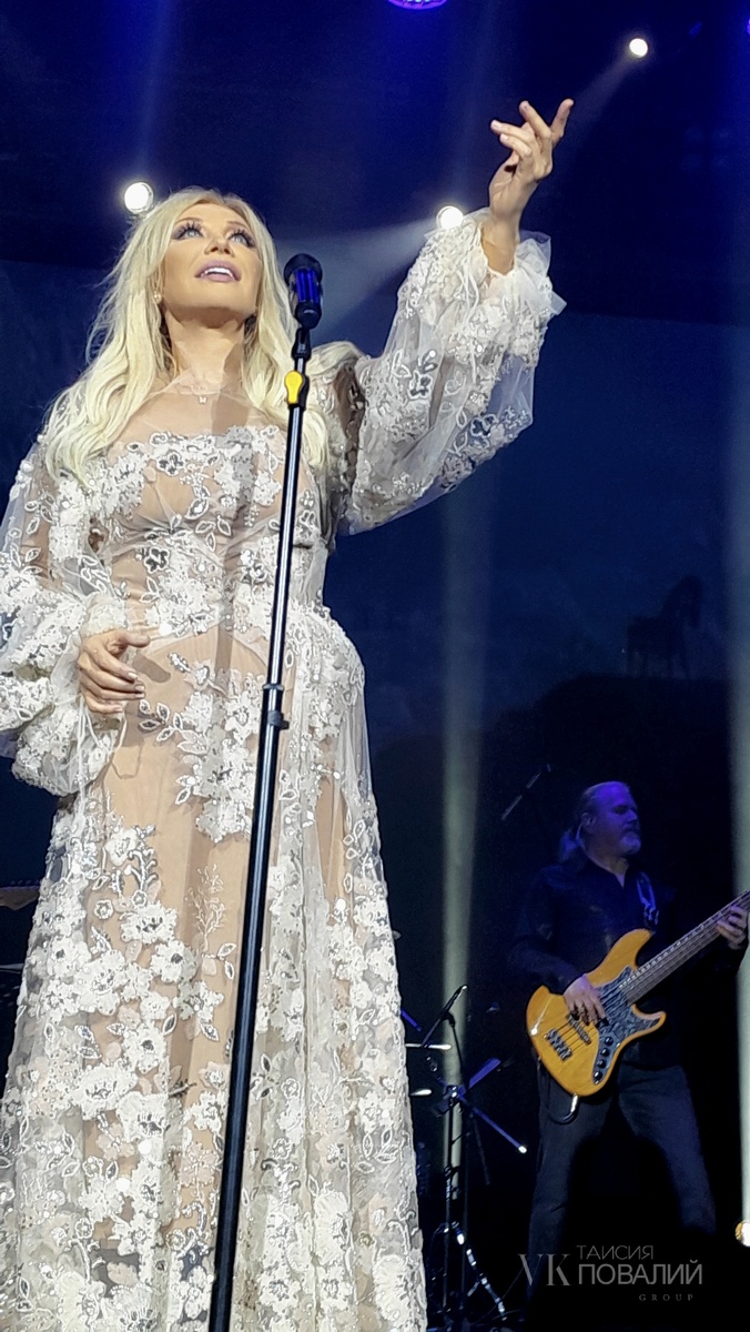 Источник фото: https://m.vk.com/taisiya_povaliy_official?from=notifications