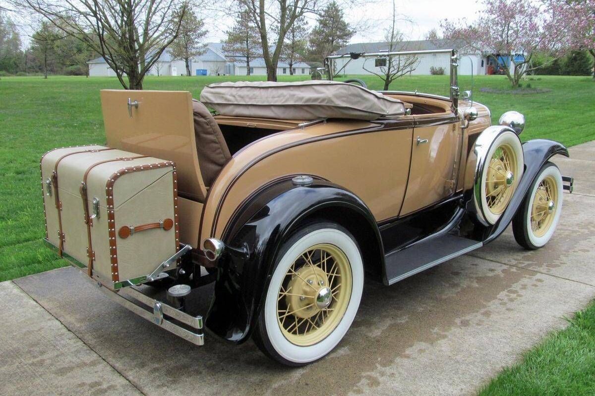    Ford Model A с багажником-чемоданом. Фото pinterest.com