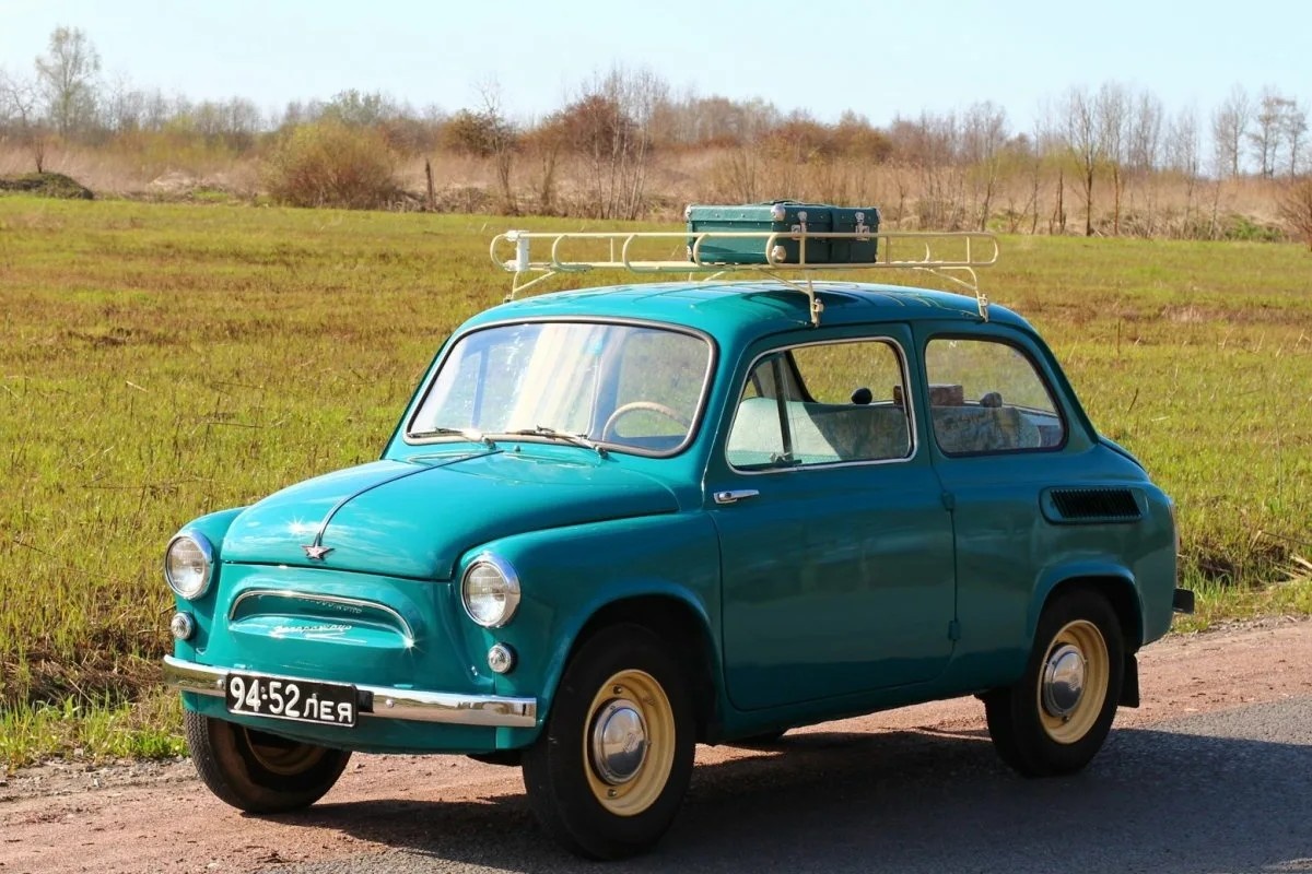    Багажник на крыше ЗАЗ-965. Фото auto.tcell.tj