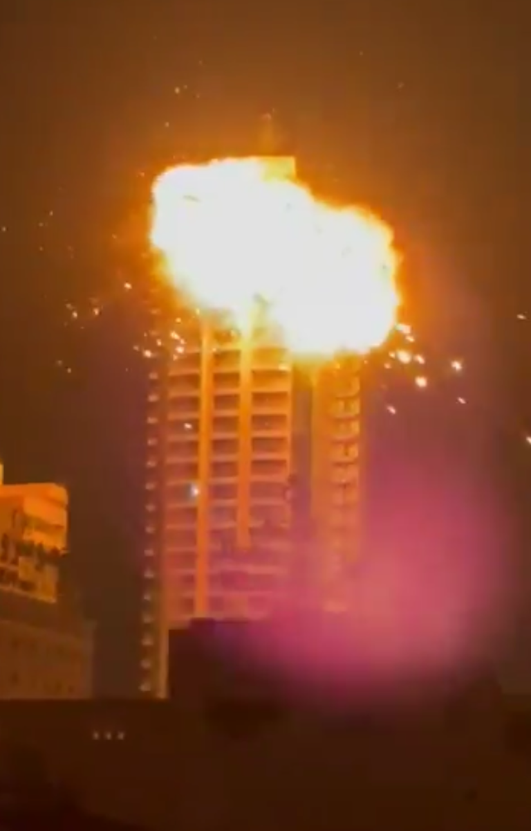    Социальные сети