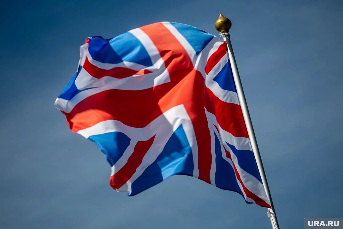     Власти отказали в сделке из-за стоящей рядом железной дороге