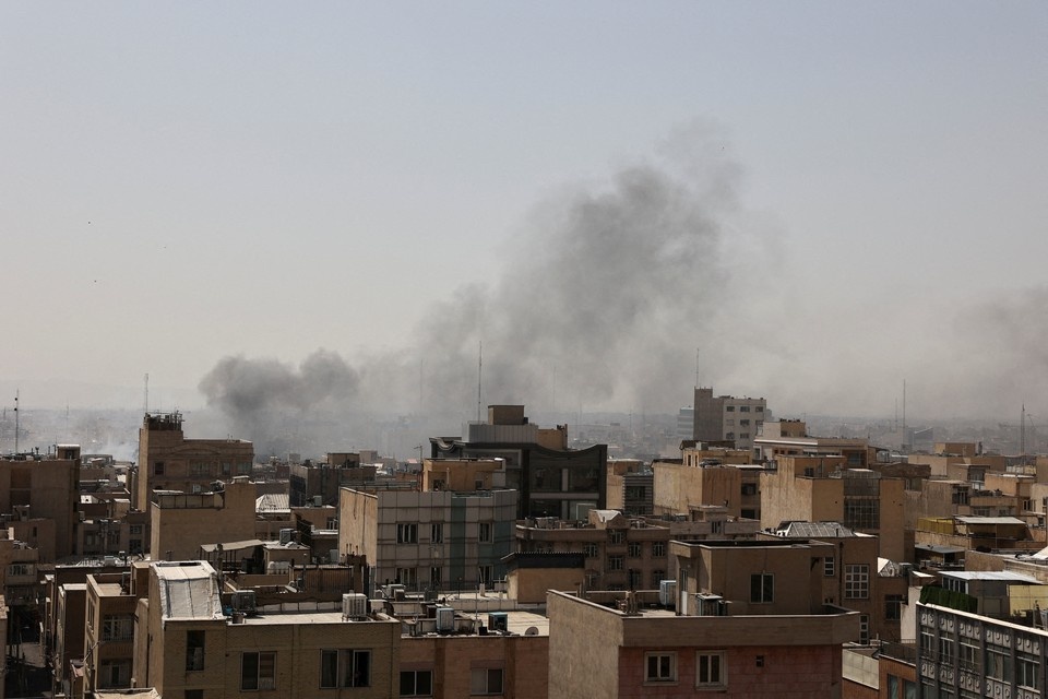    Сакс: возобновление боевых действий против Ирана грозит мировой войной REUTERS