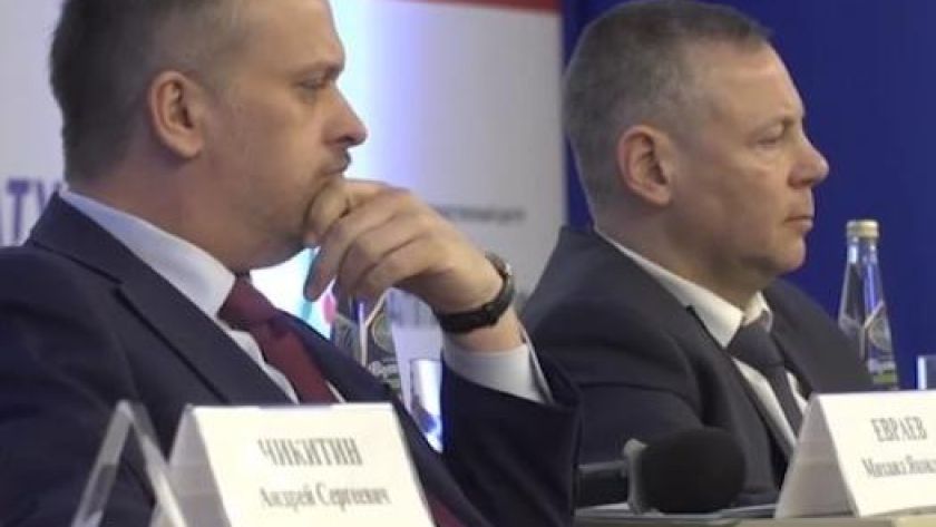 Министр транспорта Никитин посетил Ярославль и форум в Рыбинске