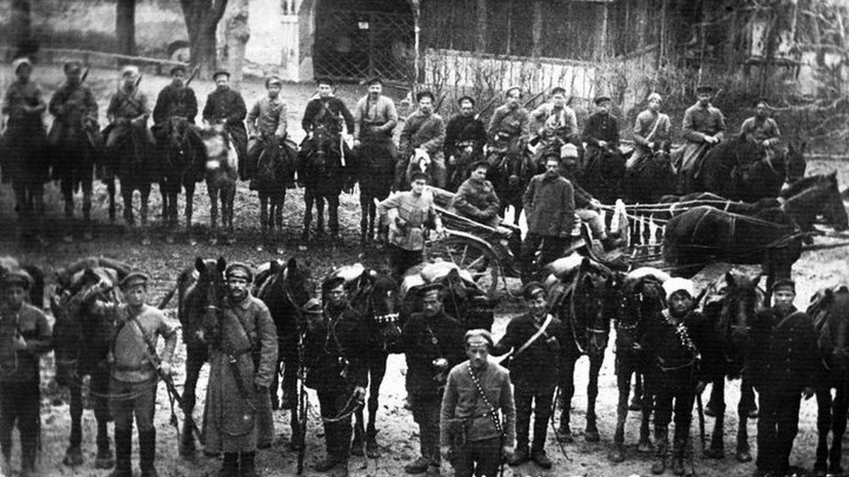    Отряд Красной гвардии в Бахчисарае, январь 1918 г.