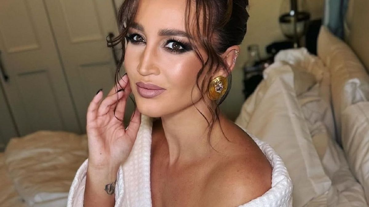 Ольга Бузова