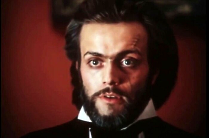 «Пообещал жениться на 13-летней фанатке»: судьба звезды «Овода» Андрея Харитонова