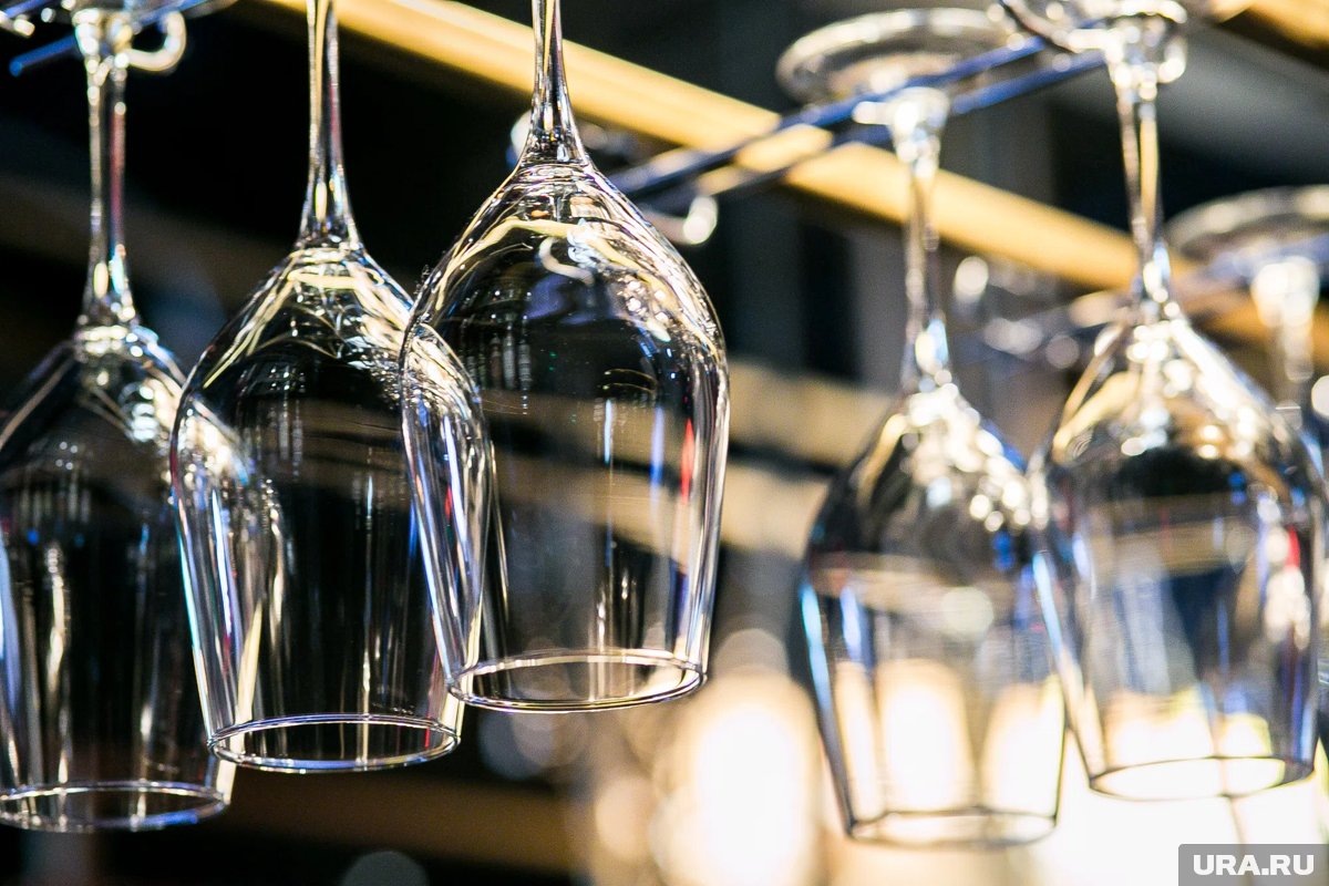     В Нижневартовске не будут вводить новые ограничения продажи спиртного на праздники