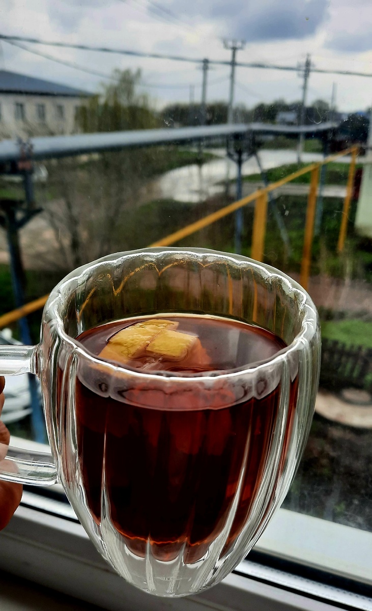 Моё фото. Кофе практически перестала пить, теперь на чай с лимоном перешла) 