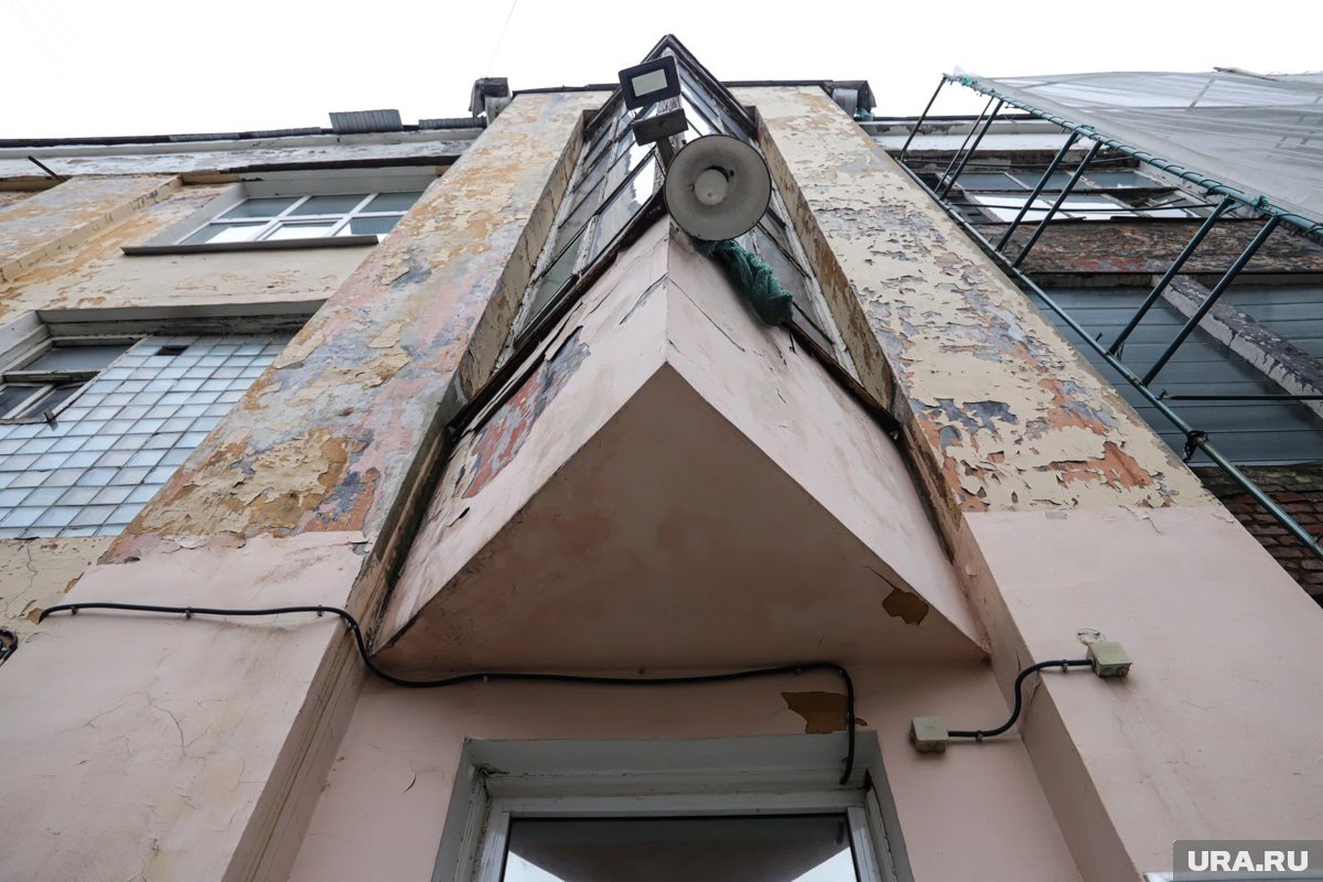    Архитектором здания выступил Георгий Валенков