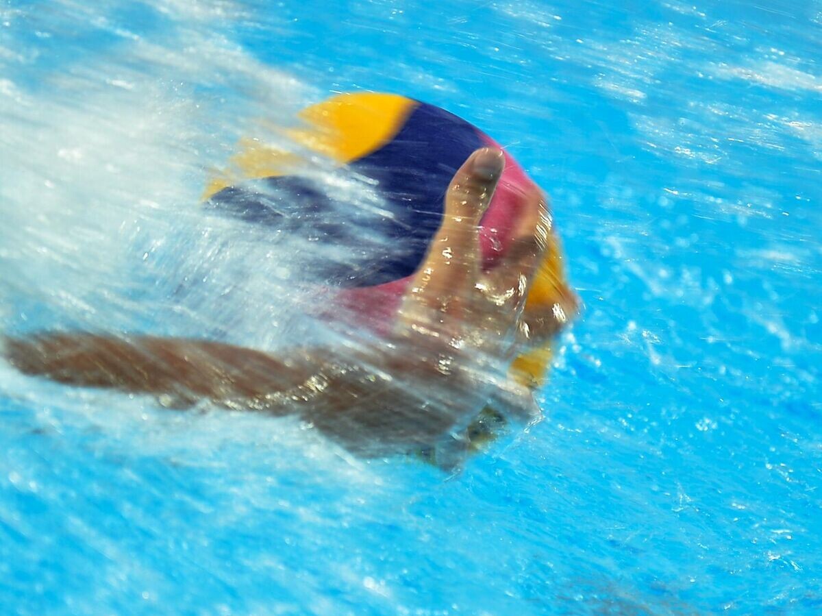    Игрок сборной России в матче отборочного тура по водному поло среди мужчин на I Европейских играх между сборными командами Италии и России. | © РИА Новости / Владимир Астапкович