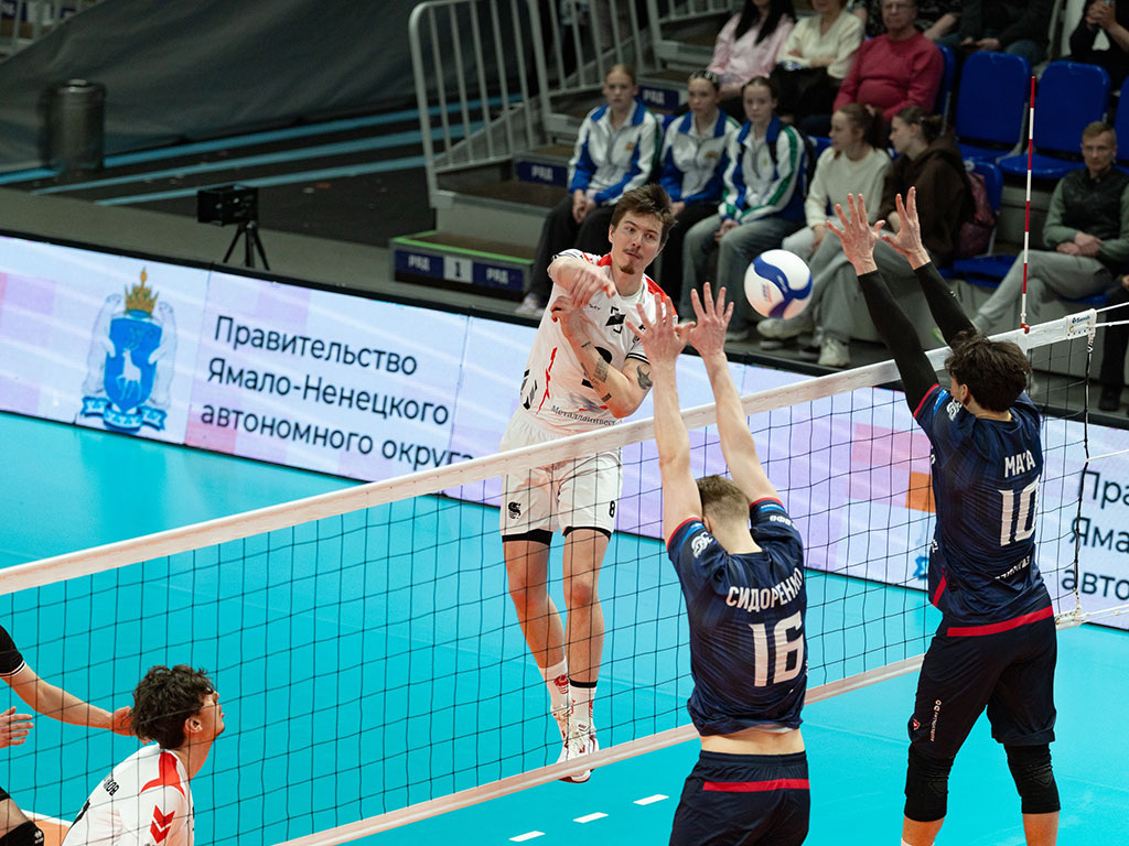     Фото: vk.com/fakelvolley