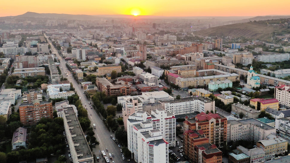 Вид на Центральный район Красноярска.📷Фото: Александр Манзюк / Коммерсантъ