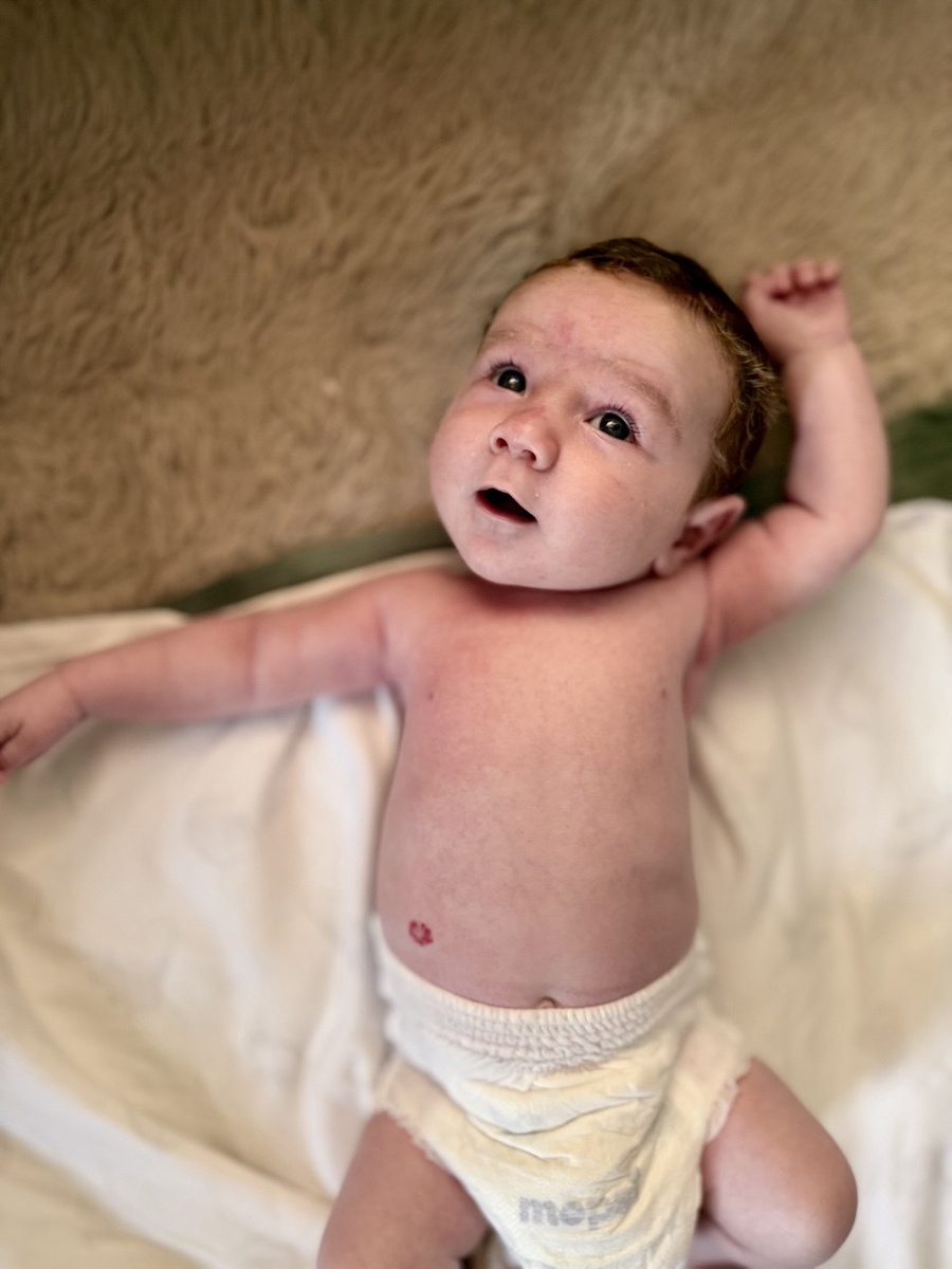 Кирюша! СладУн и просто любимый малыш. Листаем ВПРАВО и наслаждаемся еще фотками этого карапуза))