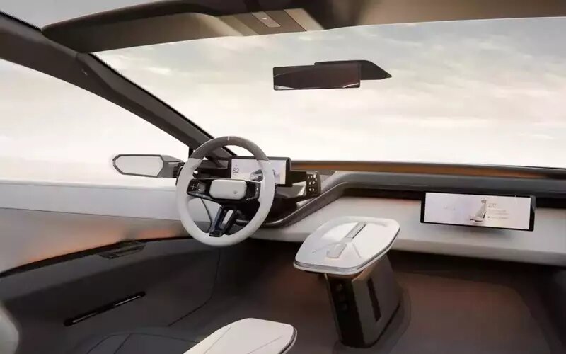 Интерьер Toyota Corolla Cross📷
