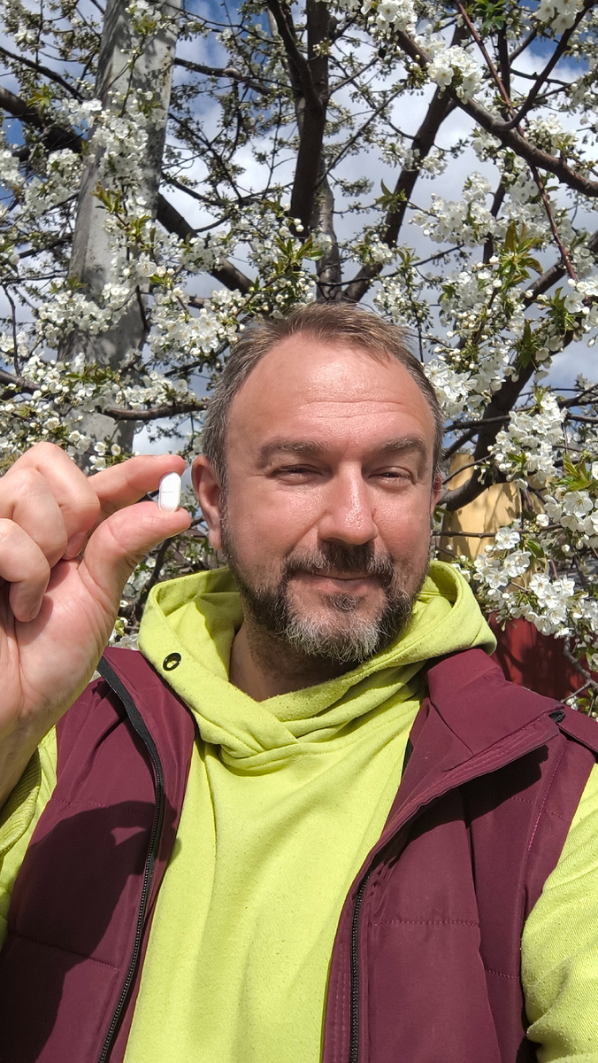 Тяжёлую ситуацию с опылением плодовых деревьев и ягодных кустарников можно исправить с помощью маленькой таблетки.