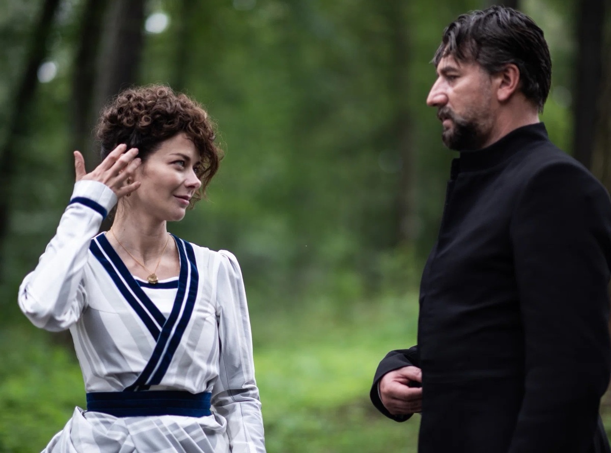 Марина Александрова и Александр Устюгов, кадр из сериала «Околоточный»