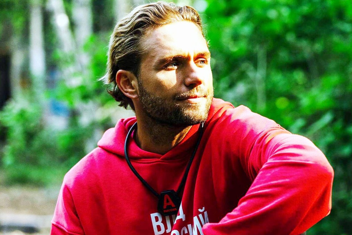     «Моя первая победа за 19 лет!»: Влад Соколовский эмоционально отреагировал на итоги реалити-шоу «Выживалити»