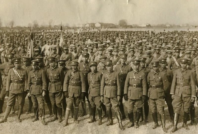 Офицеры армии Гоминьдана ровно век назад