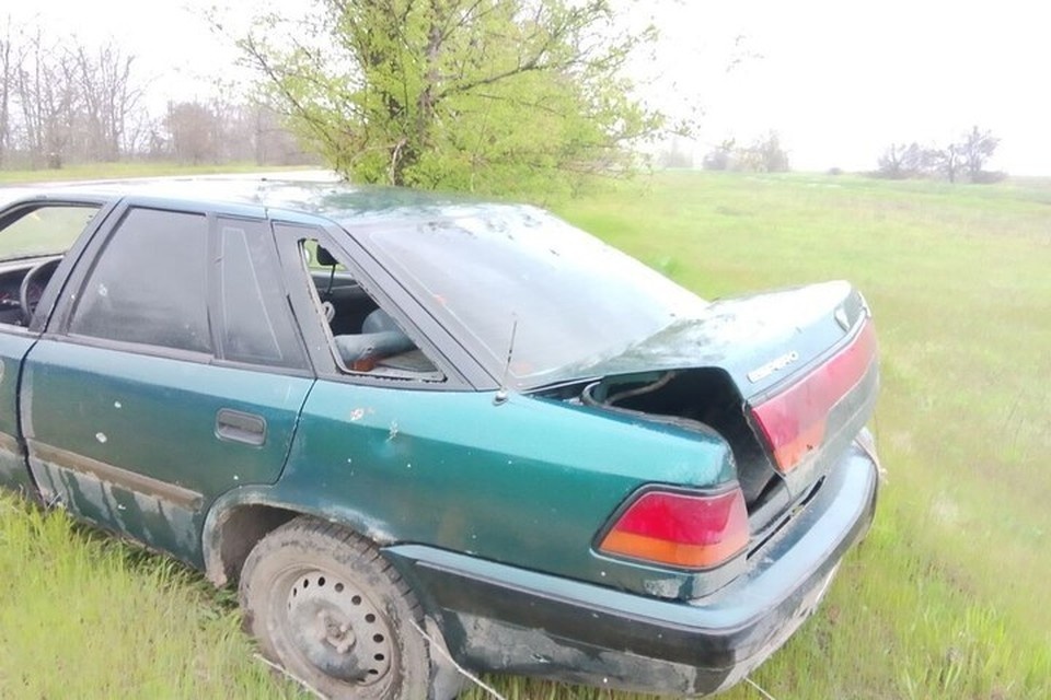    Машины мирных жителей стали целями для дронов ВСУ. Фото: тг-канал Павла Филипчука