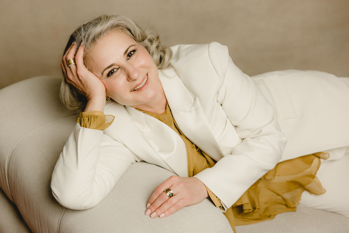 Хестанова Тамара Зауровна — врач-рефлексотерапевт со стажем более 27 лет в лечении иглами.