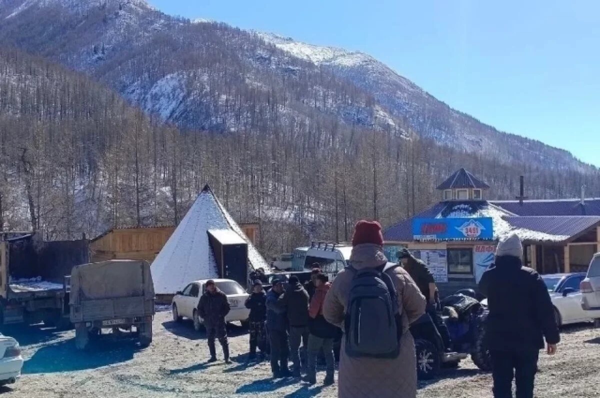    Выжившего после схода лавины в горах Бурятии допросили как свидетеля