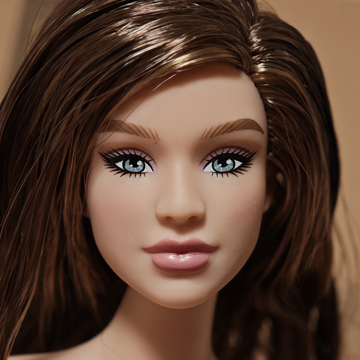 Barbie Basics Фрида. Печать просто шикарная, я о такой даже не мечтала