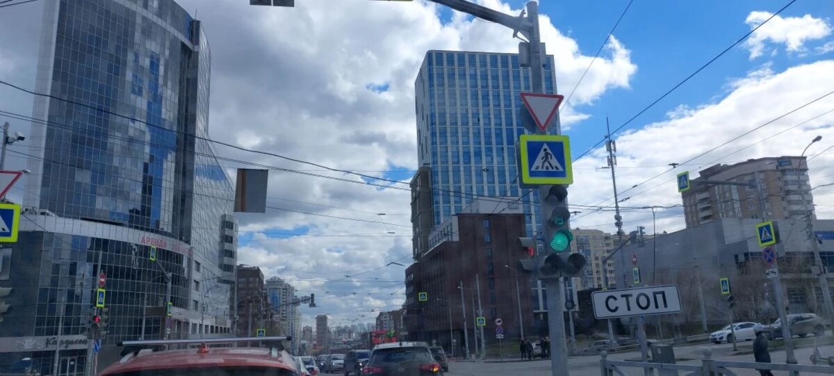 Опасность атаки БПЛА в уральской столице отменили лишь к полудню.  Фото: ФедералПресс / Дмитрий Мигалин