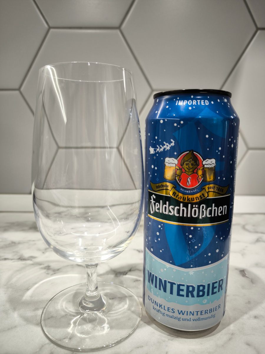 Пиво "Feldschlößchen Winterbier" (Фельдшлёсхен Винтербир) из Германии