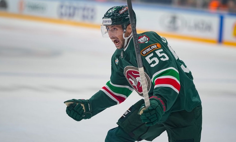    Дубль Хмелевски принес победу «Ак Барсу» над «Металлургом» в первом матче серии. Фото: ХК «Ак Барс»