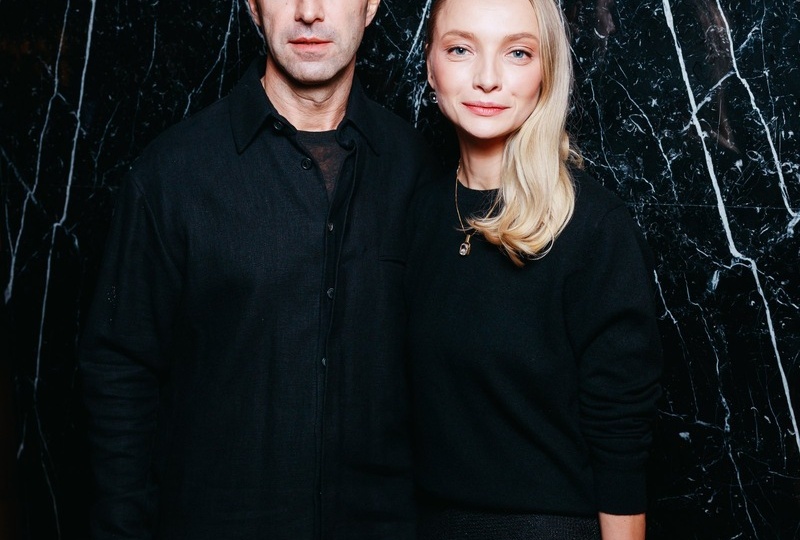 Паспорт, поздравления и редкие фото: как Екатерина Вилкова отметила 14-летие дочери