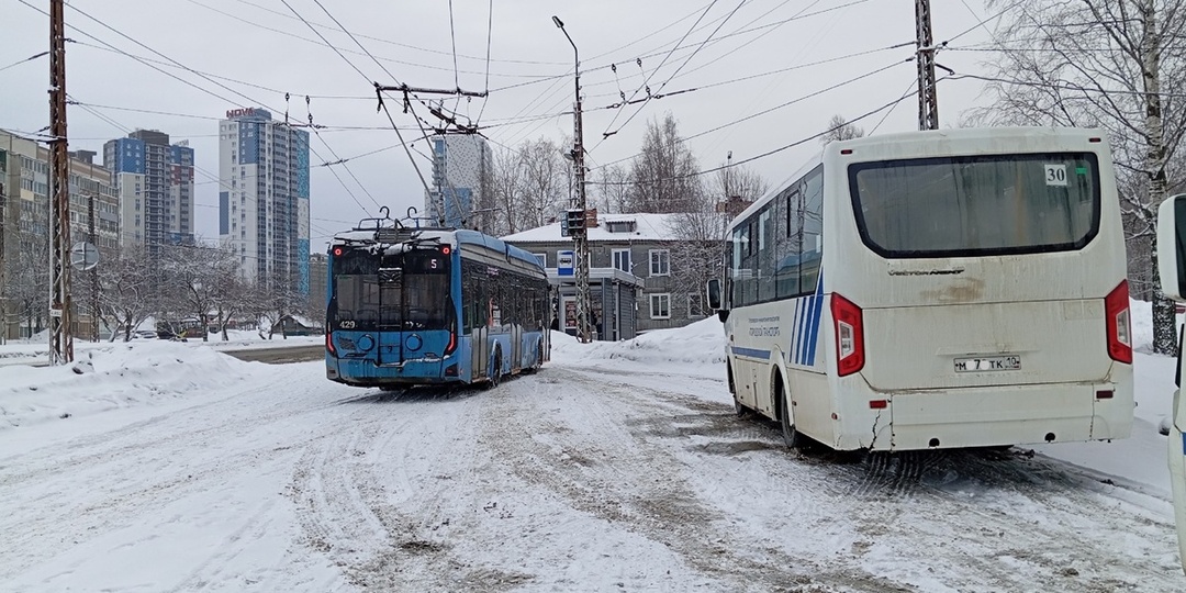 Водителей автобусов на зарплату до 120 тысяч ищут в Петрозаводске