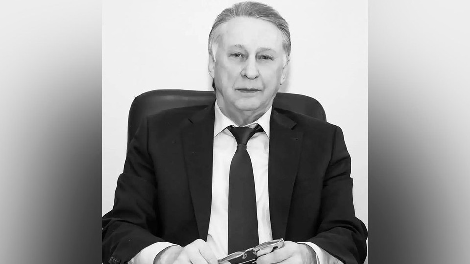 Умер Евгений Брежнев, заслуженный учитель России