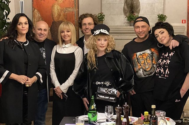 Закулисье шоу-бизнеса в 2026-м - новые лица, старая касса