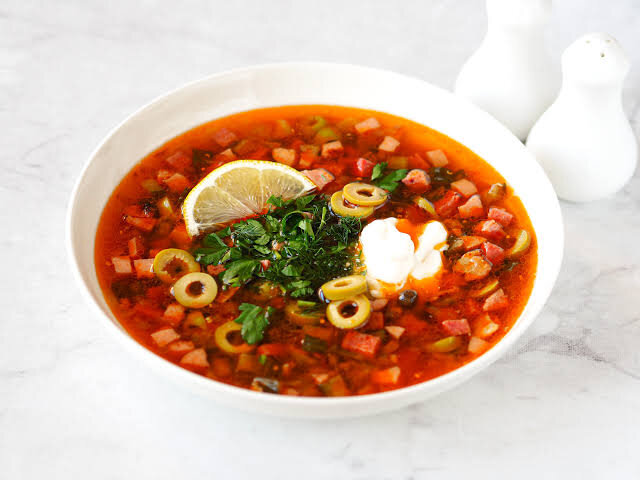 Солянка дома: густая, ароматная и сытная, как в хорошем ресторане 🍲