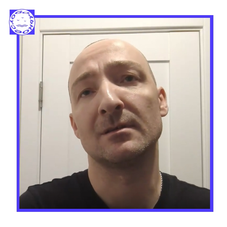 Поэт Дмитрий Токарев.
