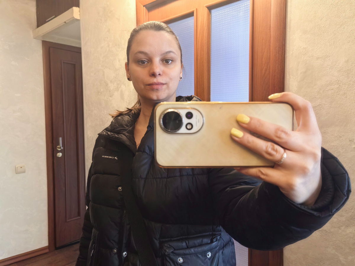 Здравствуйте 👋 Из-за погоды всё никак из зимней куртки вылезти не могу, надоела до ужаса((