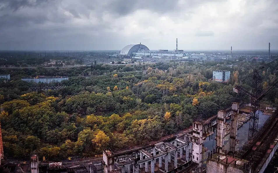 Чернобыль оставил невидимый след на землях Швейцарии // Wikipedia / Leshiy985
