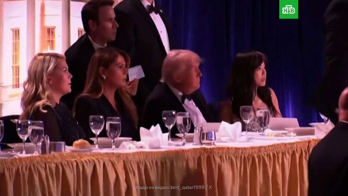    Трампа эвакуировали с мероприятия в Вашингтоне    из-за    вооруженного человека