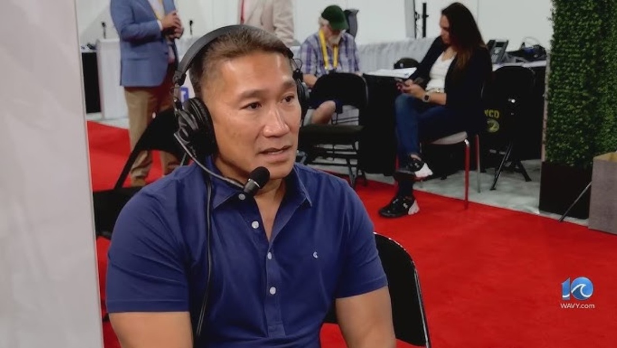   И.о. главы ВМС США. Фото: кадр видео на YouTube