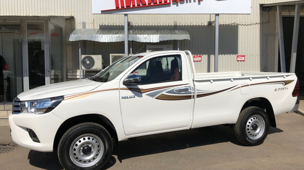    Почему Toyota Hilux считается самым неубиваемым автомобилем в мире