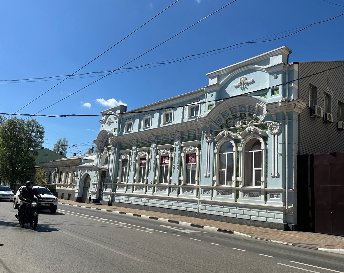 Старинный особняк, дом М. С. Дабаховой, ул. Советская, Ростов-на-Дону. Фото автора