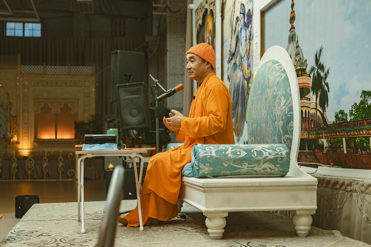 Е. С. Даяван Свами, лекция на Нагорной