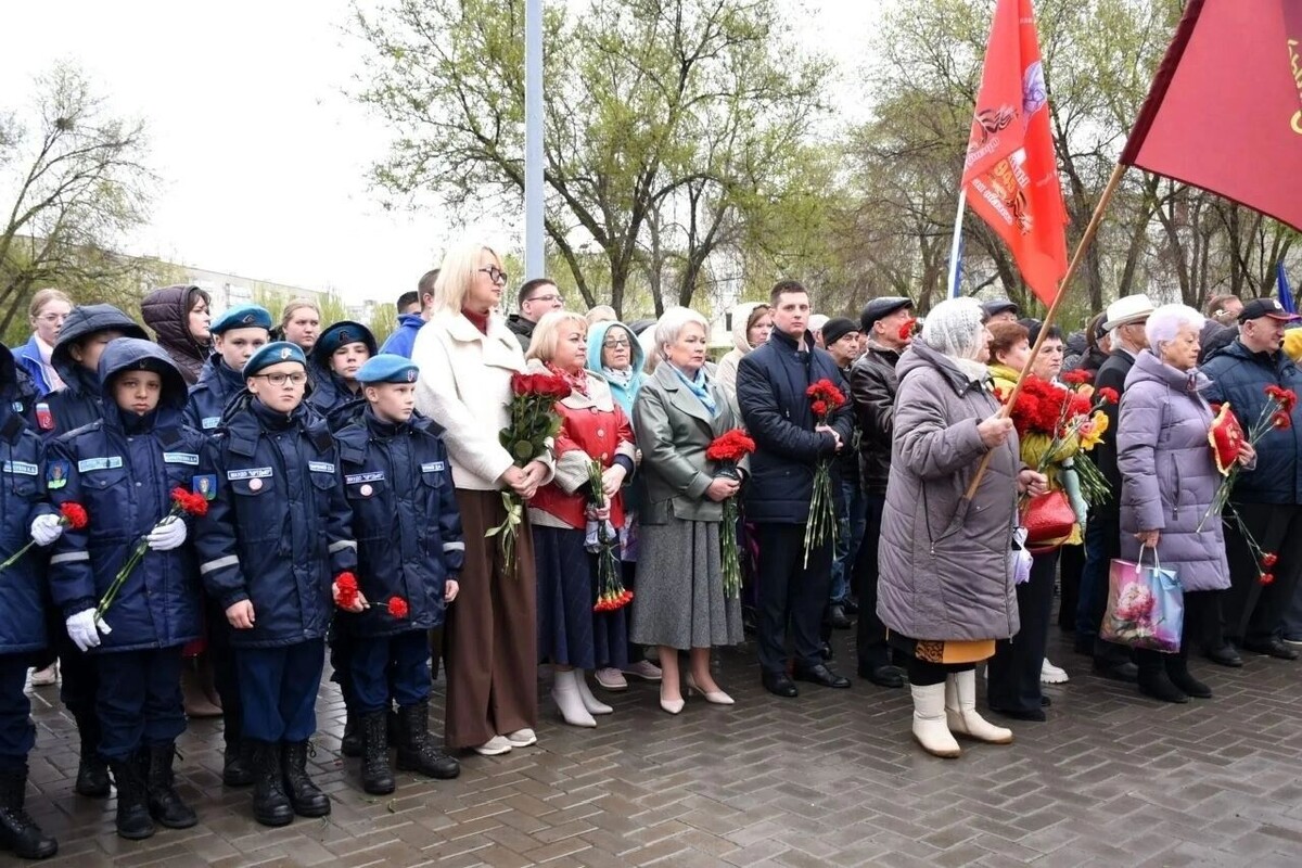    В Оренбурге почтили память жертв радиационных аварий   Администрация Оренбурга