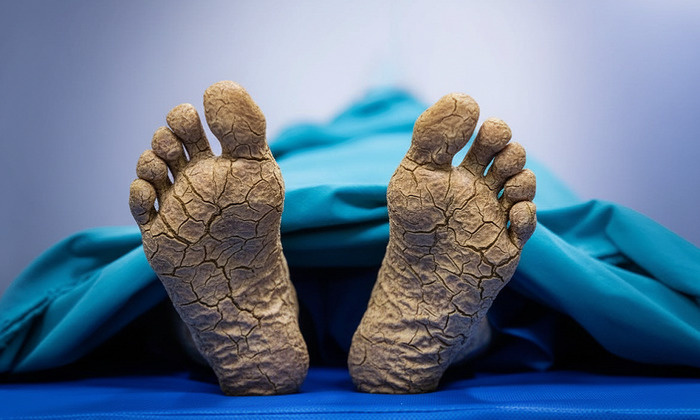 Мумия в больничной подсобке