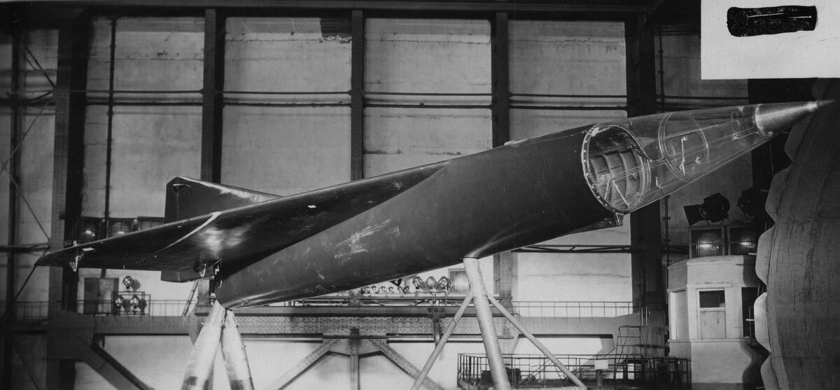 Продувка в аэродинамической трубе ЦАГИ планера «466» аналога проектируемого ОКБ-2 Ганса Рессинга сверхзвукового перехватчика «486» с жидкостным ракетным двигателем
