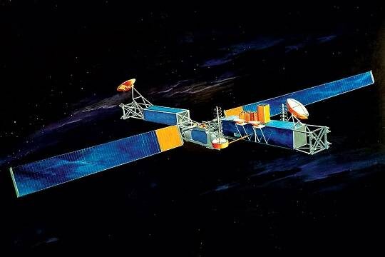    Астероид Апофис размером с 15 Челябинских метеоритов пролетит прямо сквозь рой геостационарных спутников в 2029 году (фото: U.S. Air Force)
