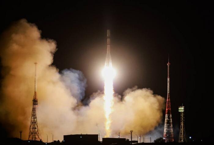 Обложка © Telegram / Роскосмос / Иван Тимошенко, Артём Пылаев