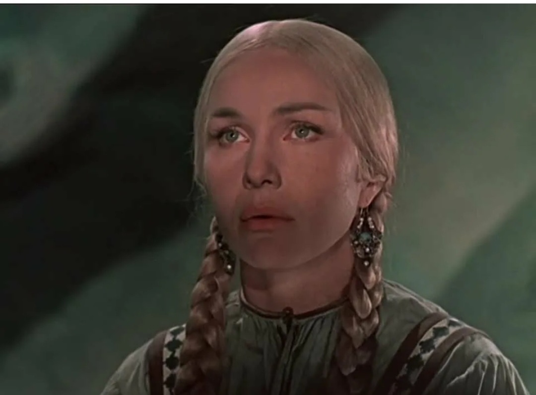 Что воля, что неволя, всё равно, все равно...